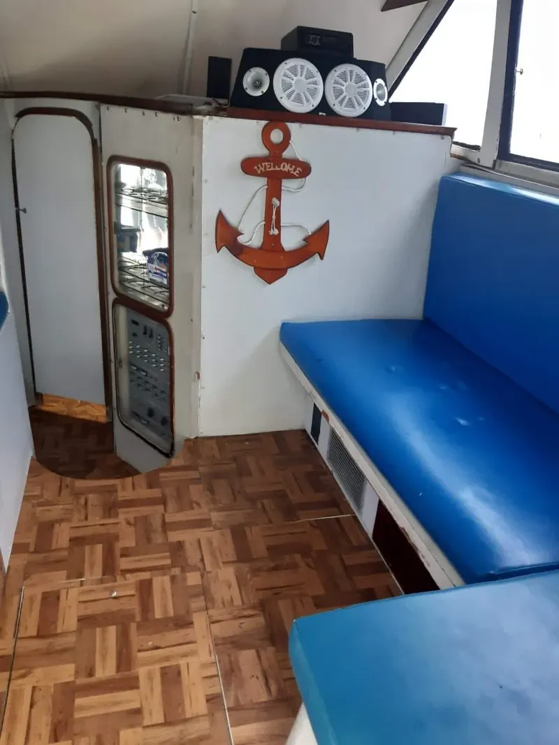 BERTRAM 38, photo 8